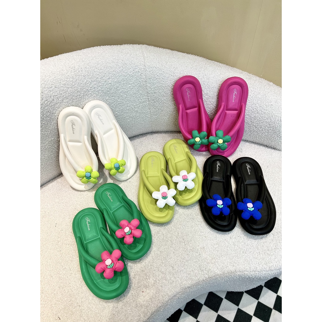 Dép xốp  gắn hoa nữ tính, duyên dáng - HN603