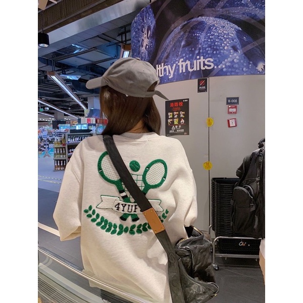 Áo Sweater Màu Xám Chữ F Thêu