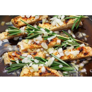 Lá hương thảo tươi (Lá Rosemary)