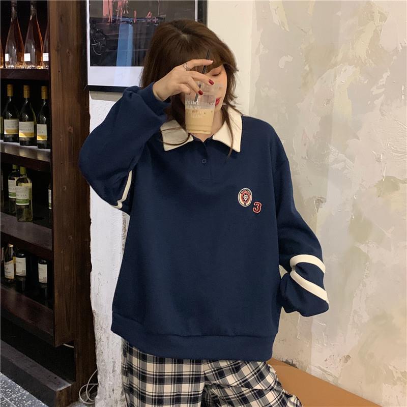 Áo Hoodie Lông Dày Dặn Cổ Bẻ Dáng Rộng In Họa Tiết Phối Nút Thời Trang Hàn Quốc