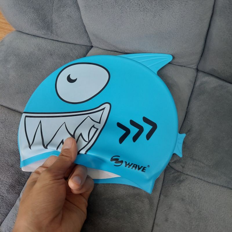 Mũ bơi sillicon con cá có vây và đuôi ngộ nghĩnh cho bé