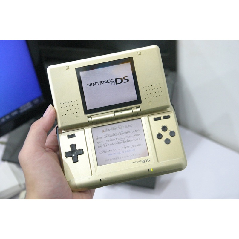 Máy Game Ds Fat Gameboy vàng nhạt 90%