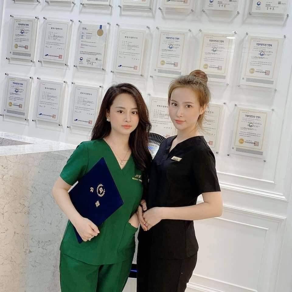 Đồng phục y tế lễ tân Spa đẹp, Quần áo phòng mổ, Spa, thấm mỹ viện, sctubs bác sĩ