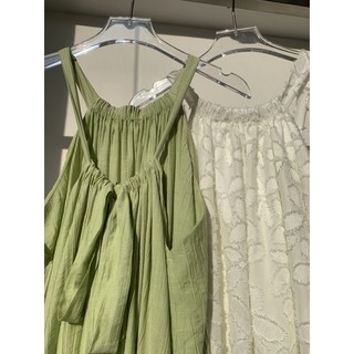 [I am] - Đầm cổ yếm lưng cột nơ - CLOUDY DRESS