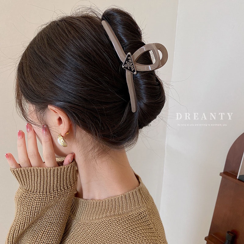 Kẹp Tóc Hình Tam Giác In Chữ Đơn Giản Phong Cách Hàn Quốc Cao Cấp