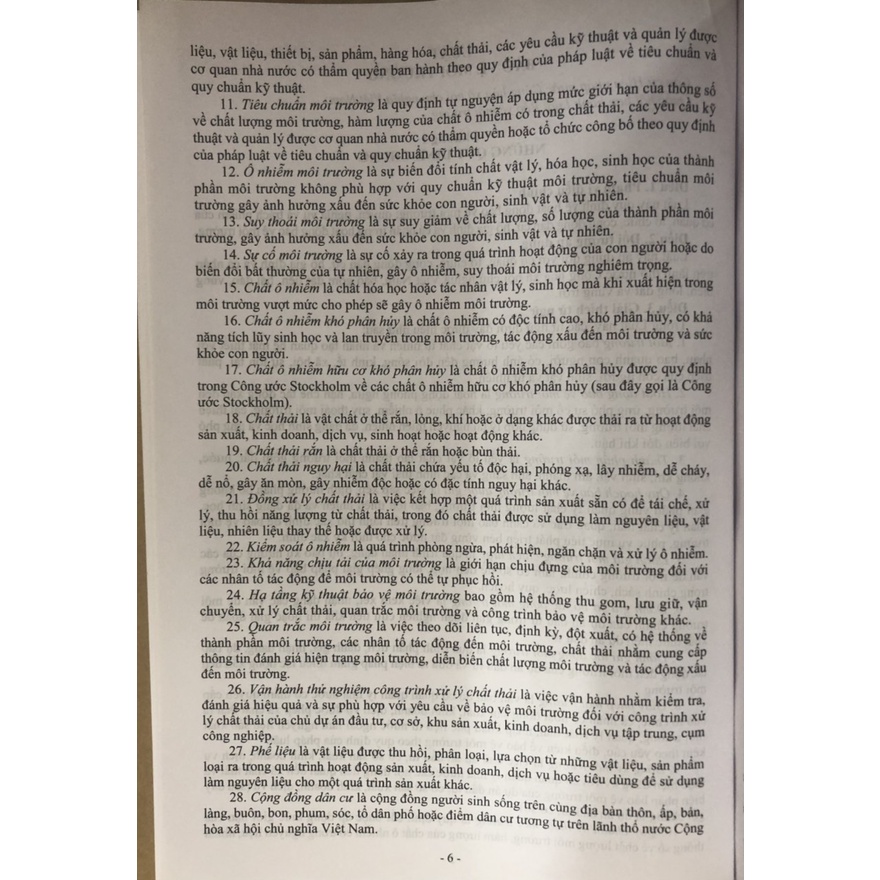Sách Luật bảo vệ Môi trường và Văn bản hướng dẫn thi hành