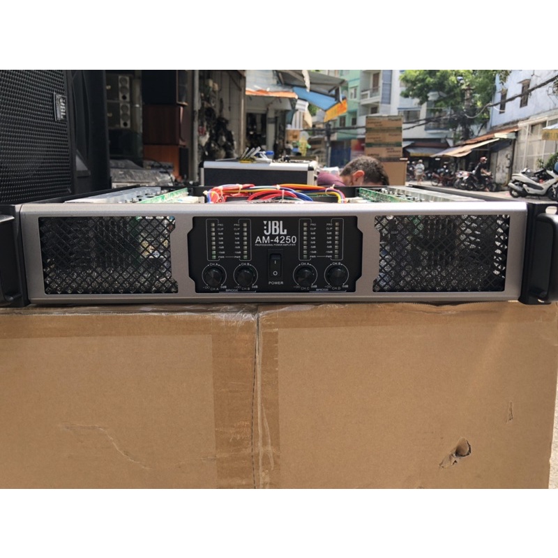 Đẩy Công Suất 4Kênh