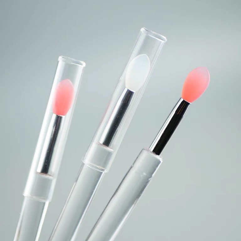 Cọ Tô Son Môi Chất Liệu Silicon Chống Nhòe Ánh Ngọc Trai Lấp Lánh