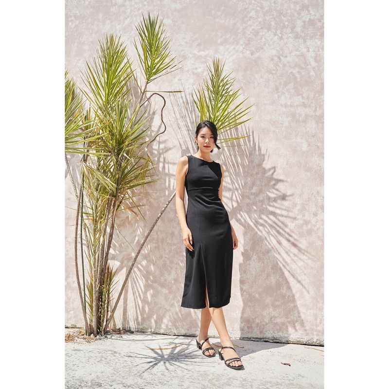 Chân váy midi #dottie