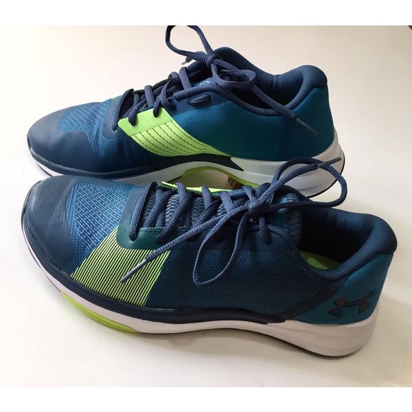 giày sneaker nữ Under Armour chính hãng xách tay Mỹ,