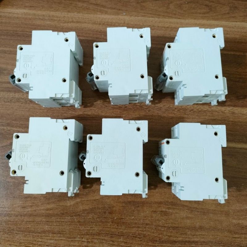 CB DC Etek 125A chuyên dùng đóng cắt ắc quy