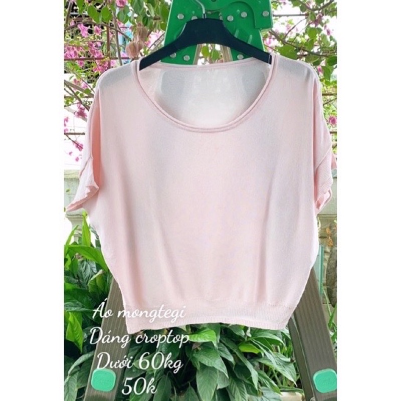 Áo len mongtegi dáng croptop