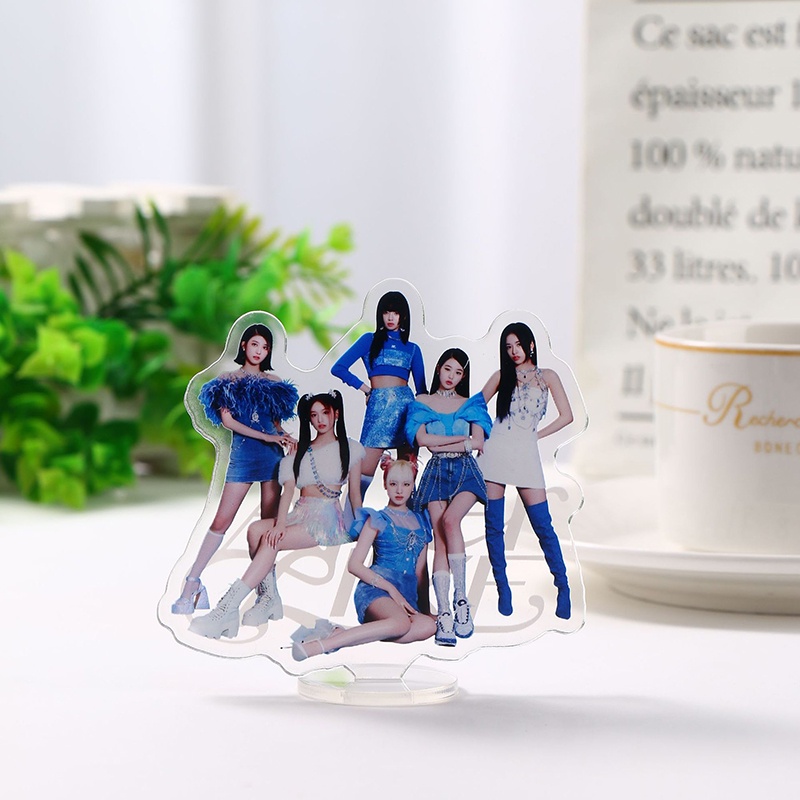Bảng Hiệu Đứng Hình Nhóm Nhạc Kpop TWICE Eunhypen BTS BLACKPINK Stray Kids Seventeen