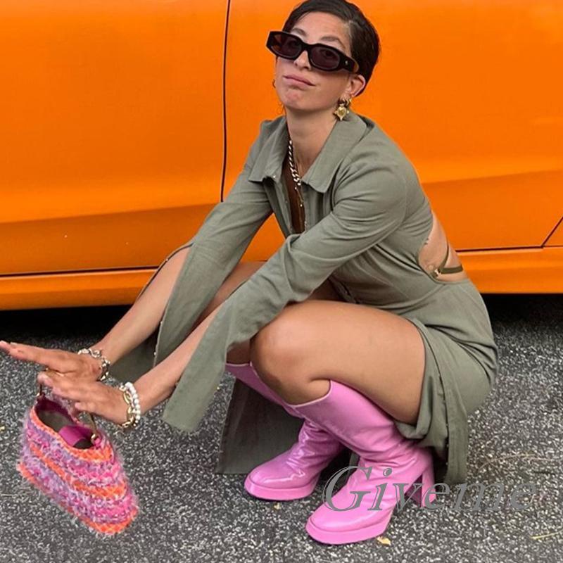 Đầm ôm Dài Tay Cổ Chữ V Khoét Sâu Lưng Trần Quyến Rũ