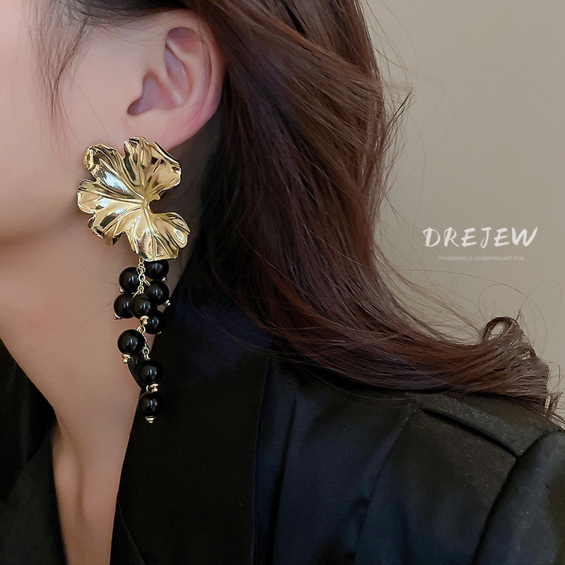Bông tai DREJEW kim loại bạc hạt tròn tua rua dáng dài thời trang Âu Mỹ nặng cao cấp cho nữ