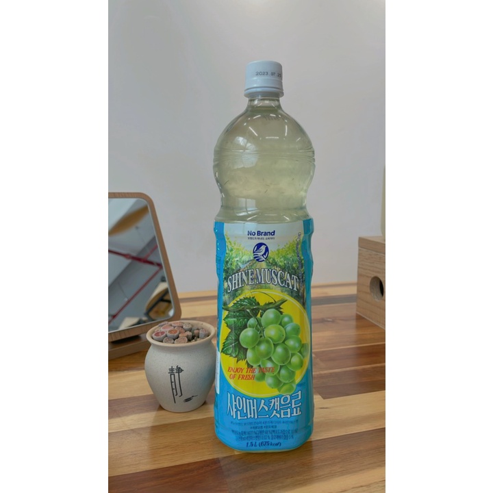 Nước Uống Vị Nho Mẫu Đơn No Brand Hàn Quốc Chai 1.5L - Emart VN