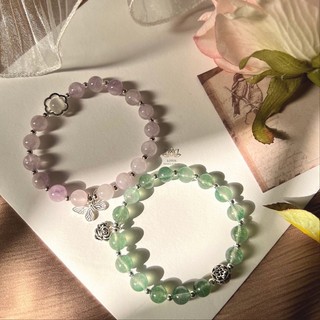Vòng tay phong thủy phối charm phong cách nữ tính