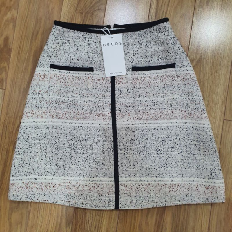 Chân váy Decos fulltag size S eo 63cm dài 46cm