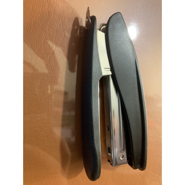 Dập ghim dùng đạn no10 có lò xo trợ lực KW-triO