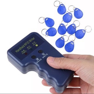 Máy sao chép thẻ thang máy chung cư tần số 125( Xem cách xác định tần số trong hình)