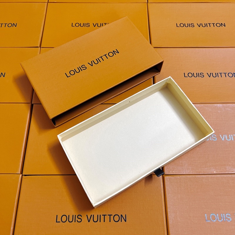 Hộp đựng ví cầm tay LV cao cấp kèm bill hãng đầy đủ