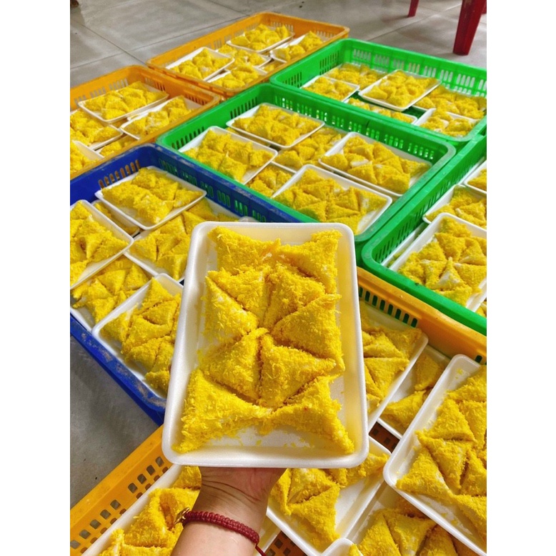[HCM - HỎA TỐC] Chả giò hải sản tam giác vàng khay 10 cái cực ngon - thucphamnuongfood