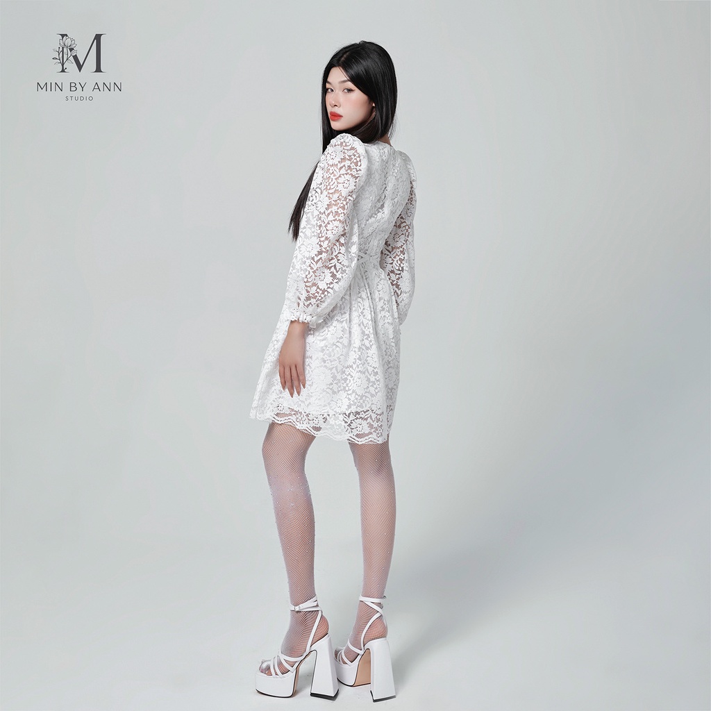 Đầm ren xoè đè dây eo tôn dáng Catrina Dress