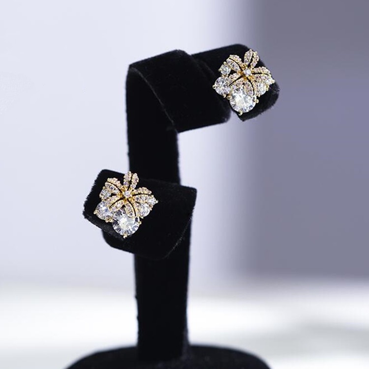 Bông Tai Hoa Đính Kim Cương Giả Thanh Lịch Cho Nữ