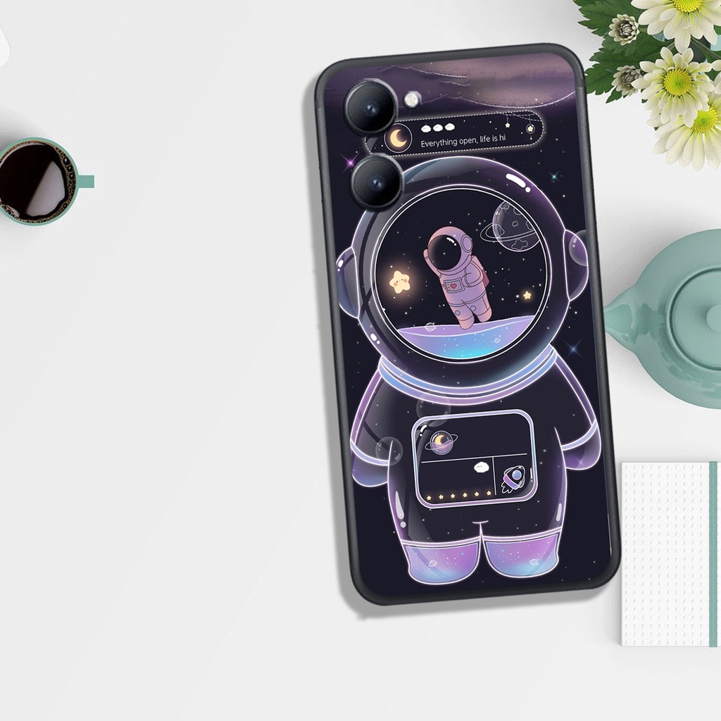 Ốp Lưng OPPO Realme C53, In Hình Phi Hành Gia Màu Sắc Cá Tính.