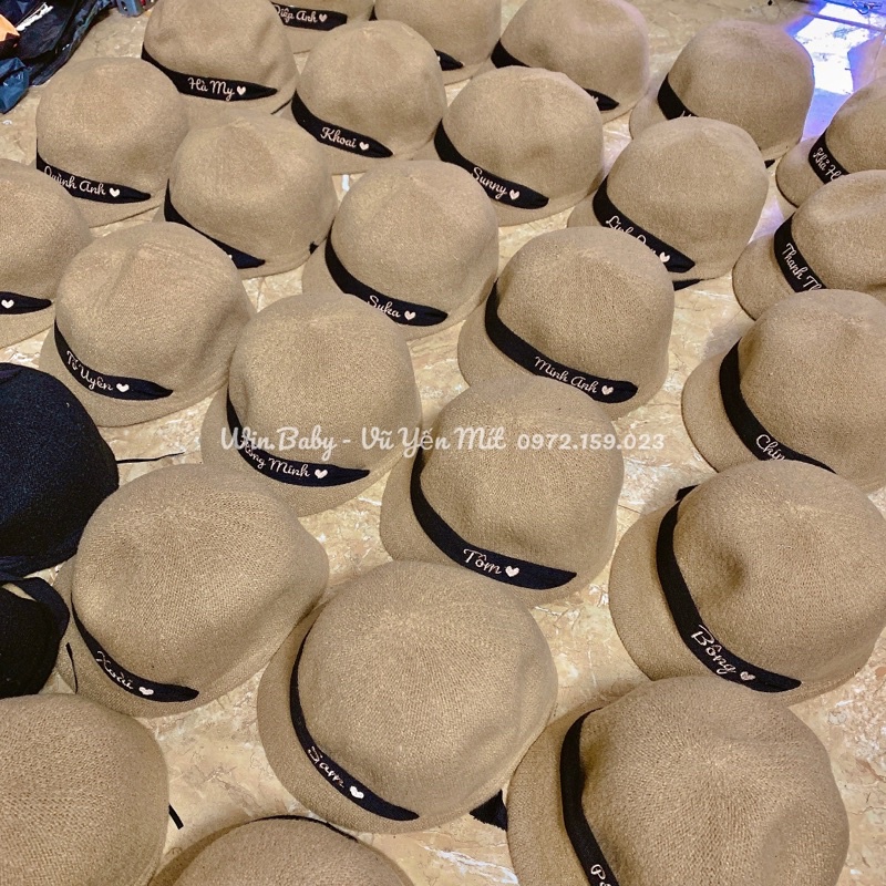 Mũ len lưỡi trai thêu tên độc quyền bé trai bé gái có dây quai buộc chống rơi