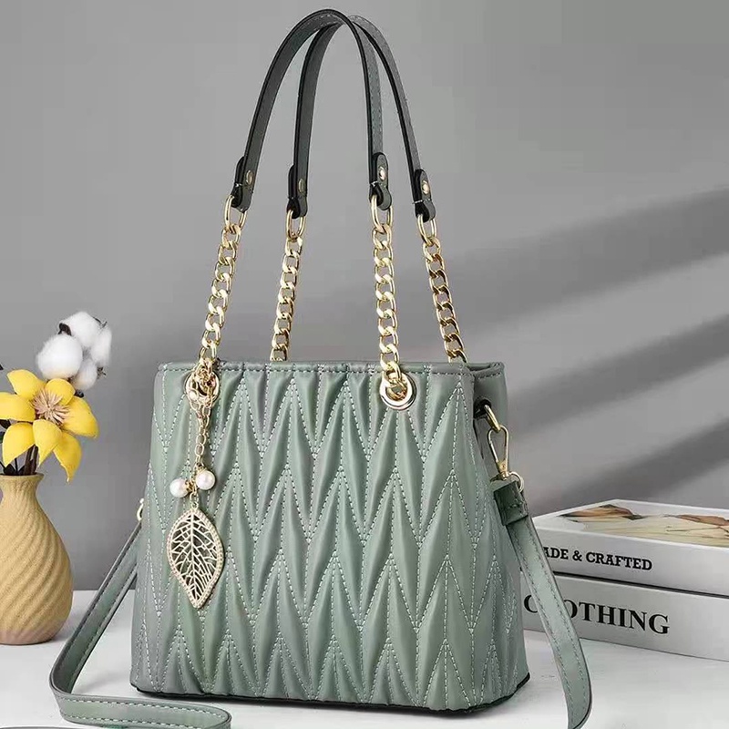 Túi Đeo Chéo Dây Xích Thời Trang Đơn Giản Dễ Phối Đồ Cho Nữ