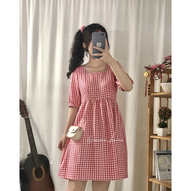 Đầm 𝗯𝗮𝗯𝘆𝗱𝗼𝗹𝗹 caro cổ vuông tay phồng có đủ 8 màu xinh xắn tặng kèm scrunchie cùng màu