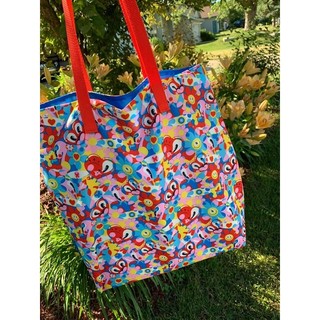 Túi đựng mỹ phẩm tote ete lauder