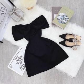 ĐẦM ĐEN TRỄ VAI PHỐI NƠ NGỰC