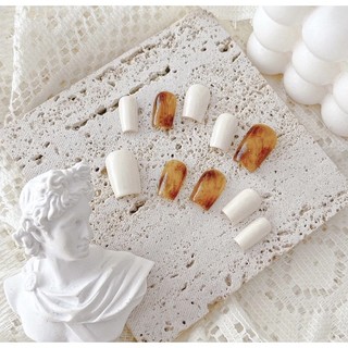 Nailbox thiết kế loang tông nâu hổ phách