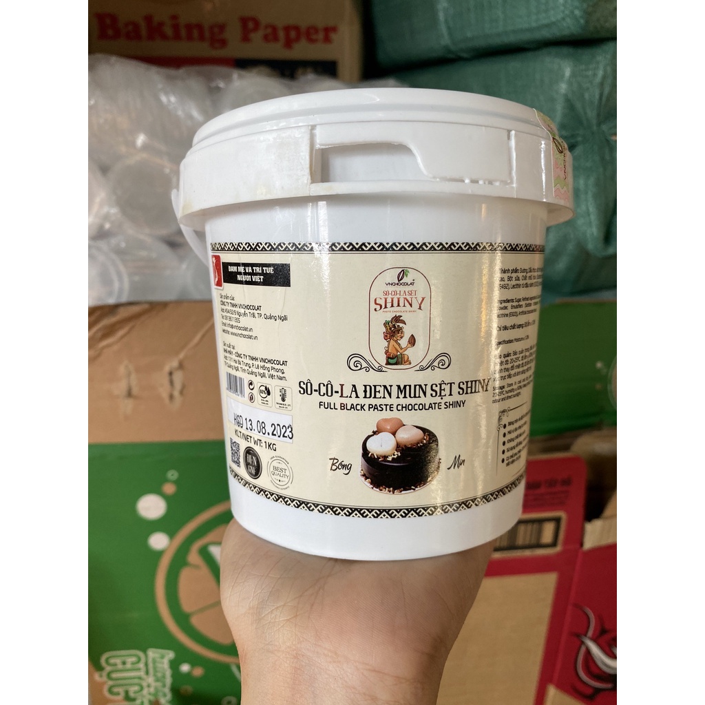 Socola Đen Mun Sệt Shiny Xô 1kg