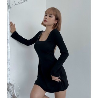 ĐẦM ĐEN CỔ VUÔNG CUTOUT LƯNG 🖤