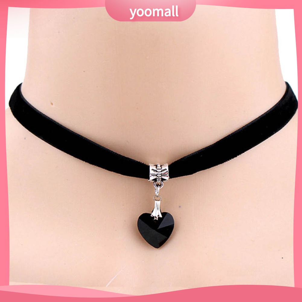 Vòng Cổ Choker Dây Nhung Mặt Trái Tim Đính Đá Phong Cách Gothic