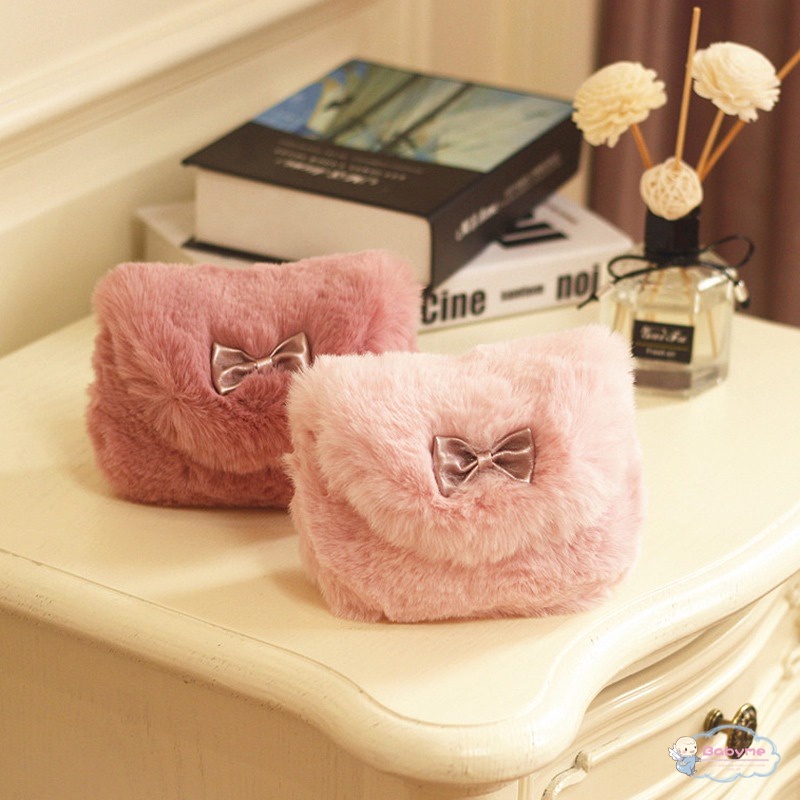 Túi Đeo Chéo Đính Quả Bông Dễ Thương Cho Bé Gái