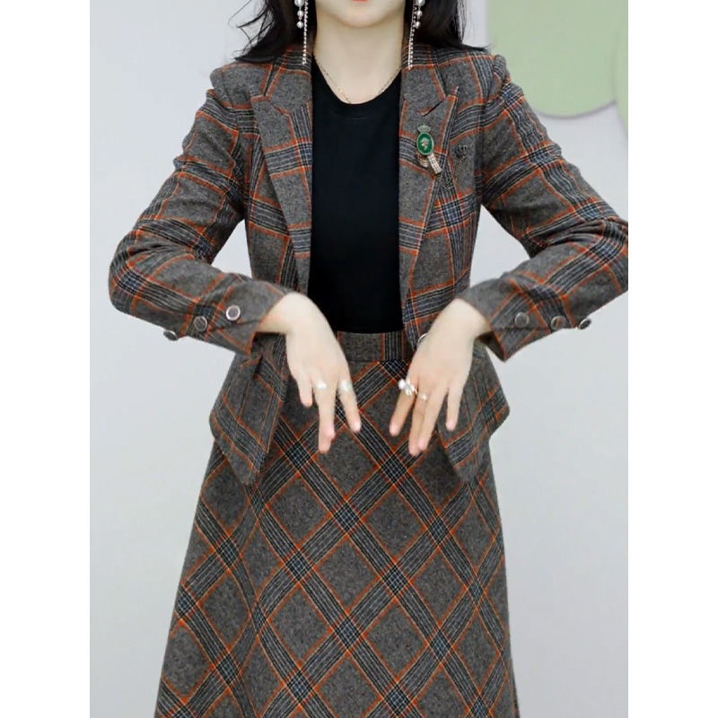 Bộ Áo Tay Dài + Chân Váy Sọc Ca Rô Thời Trang Hàn Quốc 2022 Cho Mẹ Bầu