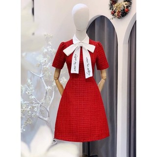 váy dạ đỏ cổ nơ
