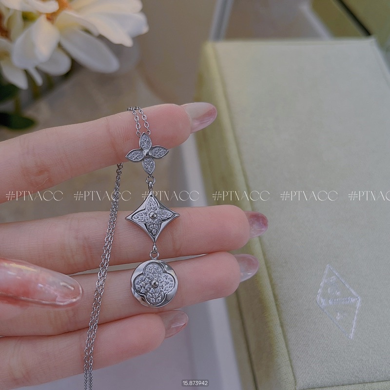 ᴾᵀᴺᵃᶜᶜ Dây chuyền TITAN vca vip 3 hoa rơi full soàn tấm *hàng loại 1 . DC349N