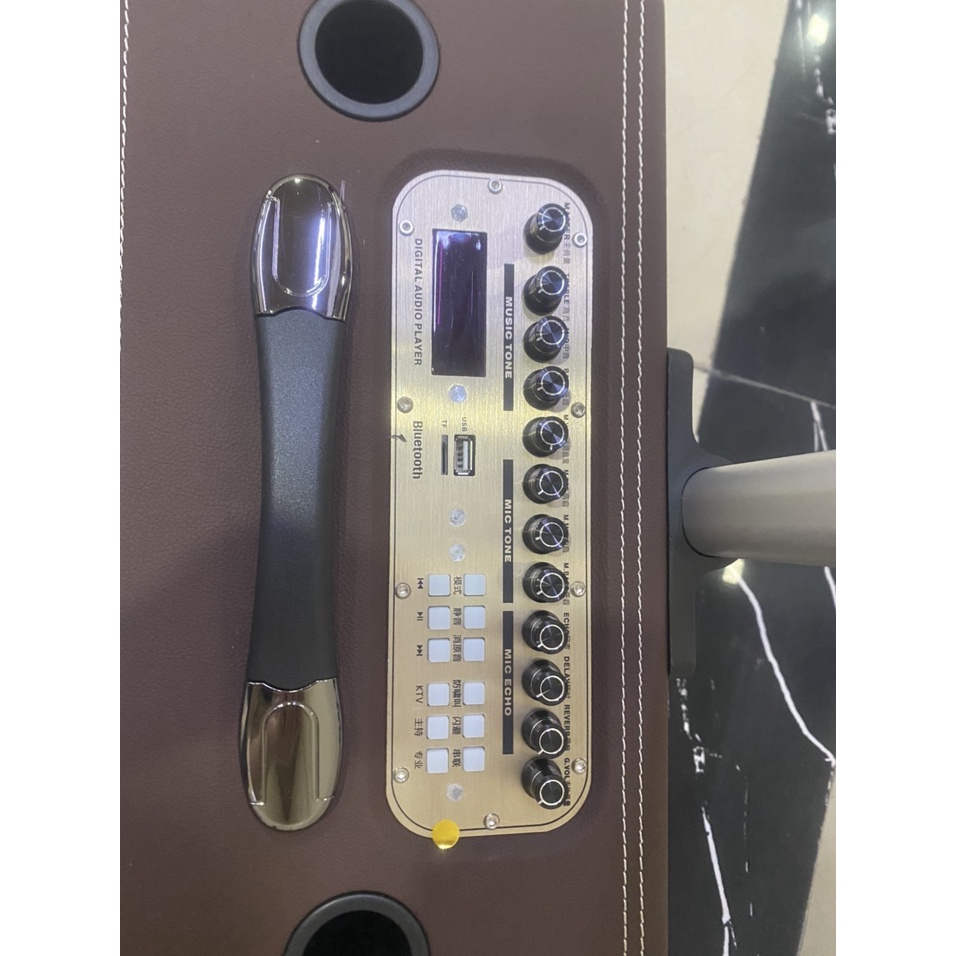 Loa kéo di động Karaoke Hayman X8-6 , 600W,2 loa trung, 2 loa treblle, pin 6 den 10h