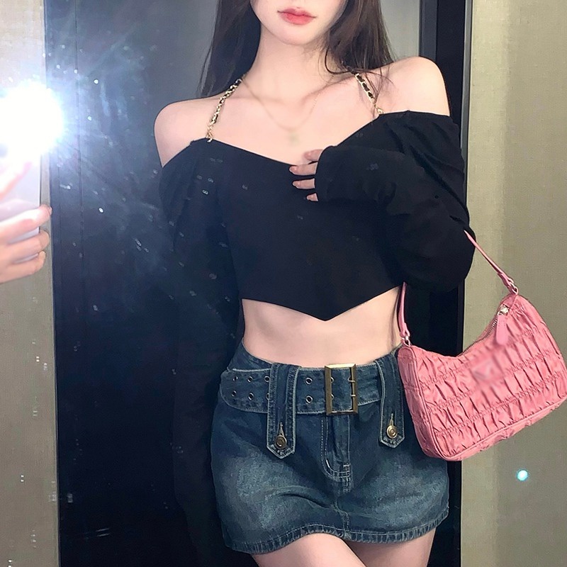 Áo Thun Croptop Tay Dài Màu Trơn Hở Lưng Phối Dây Xích Phong Cách Hàn Quốc