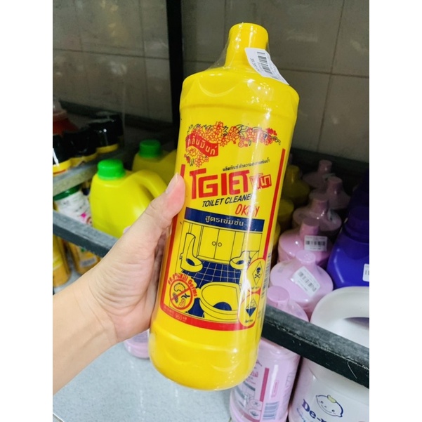 Nước tẩy vệ sinh bồn cầu OKAY 960ml Thái Lan Vàng Cực Mạnh