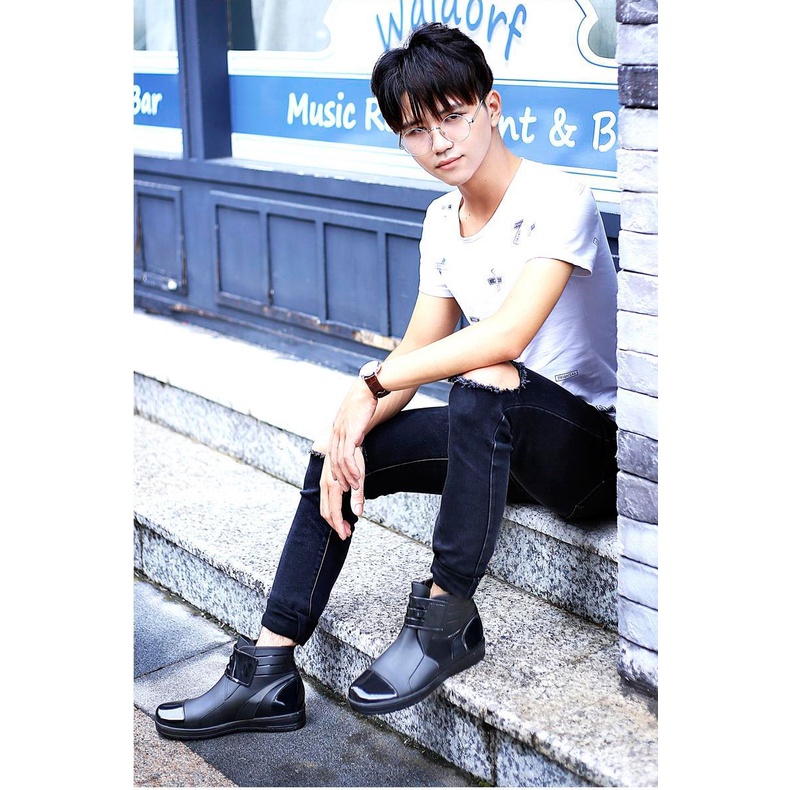 Giày Bốt Cao Su Đi Mưa Chống Trượt / Thấm Nước Thời Trang 2020 Cho Nam