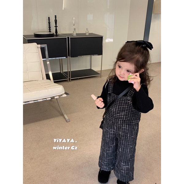 𝒀𝑰𝒀𝑨𝒀𝑨 𝑲𝑰𝑫𝑺 (2253)(2206) - Yếm tweed kết hợp cùng áo len cao cổ