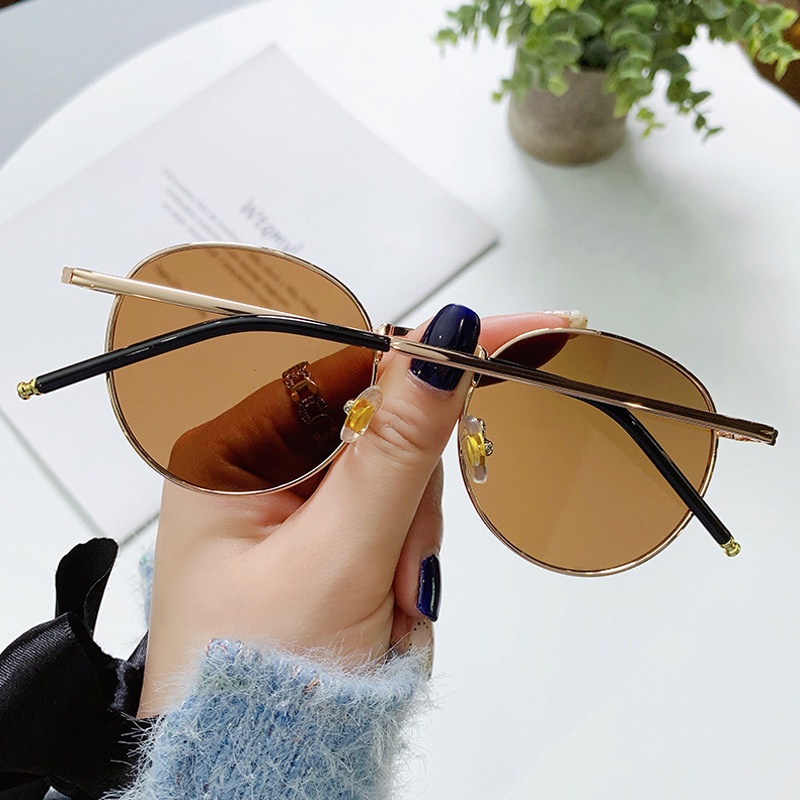 Mắt kính râm mát nữ nam cao cấp phong cách Hàn Quốc cá tính siêu hot 2022 kính gọng teen quốc dân thời trang giá rẻ 250