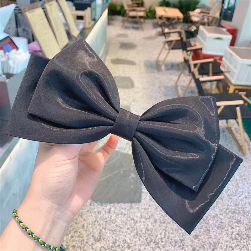 Kẹp Tóc Hình Nơ Màu Đen Sáng Bóng Thanh Lịch Cho Nữ