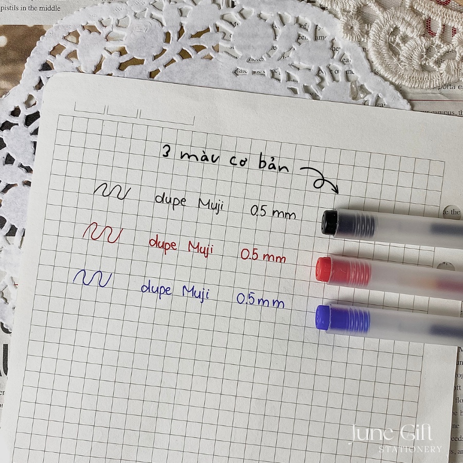 Bút bi nước bút gel bản dupe Muji màu  xanh, đen, đỏ ngòi 0.5mm mực đều nét đẹp